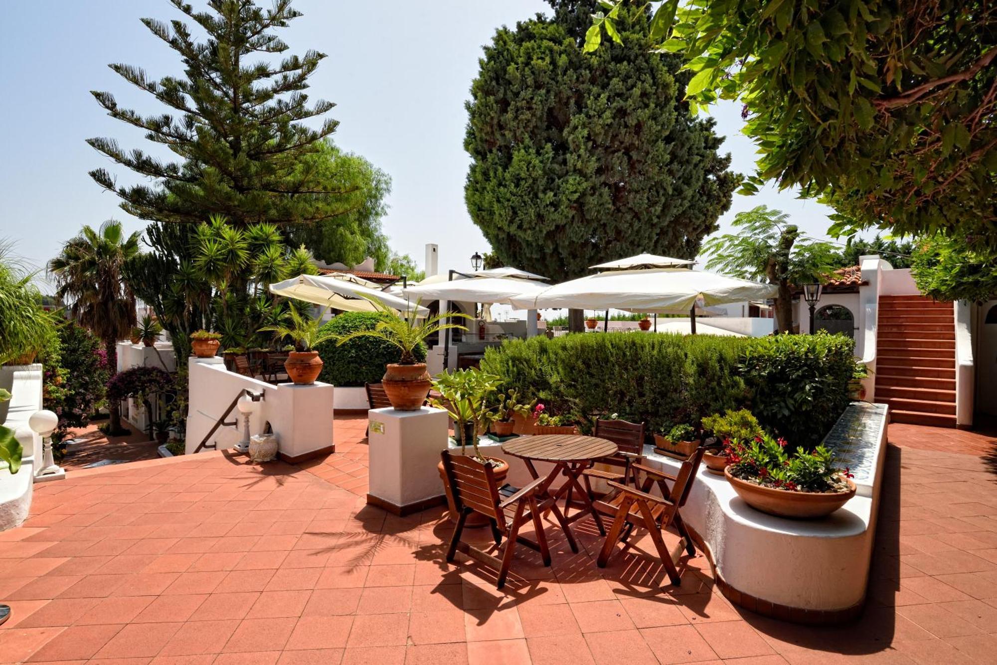 Pietra Pomice Hotel ليباري المظهر الخارجي الصورة