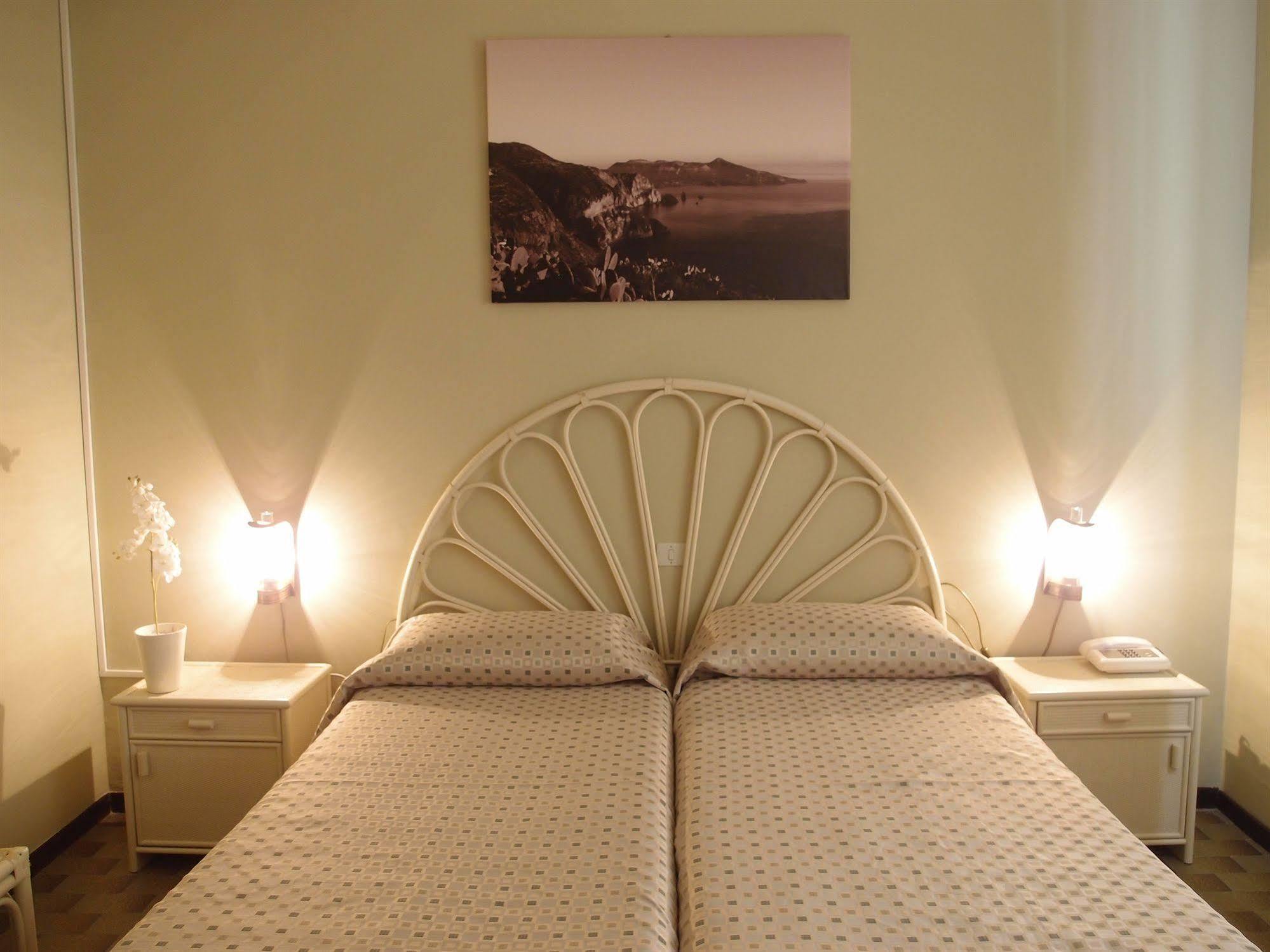 Pietra Pomice Hotel ليباري المظهر الخارجي الصورة