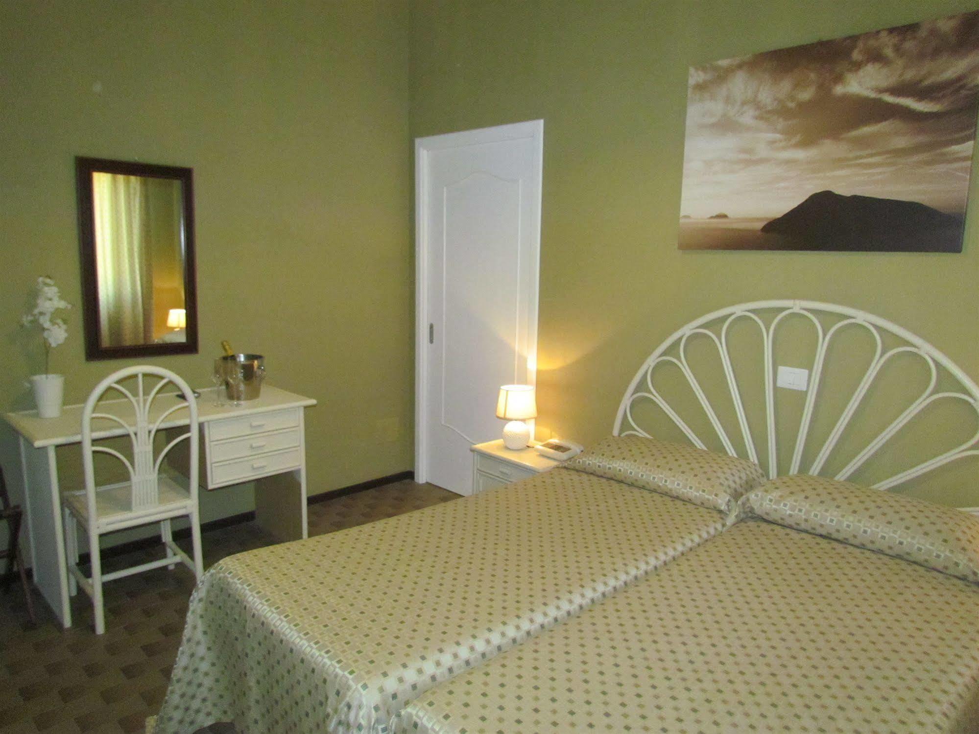 Pietra Pomice Hotel ليباري المظهر الخارجي الصورة