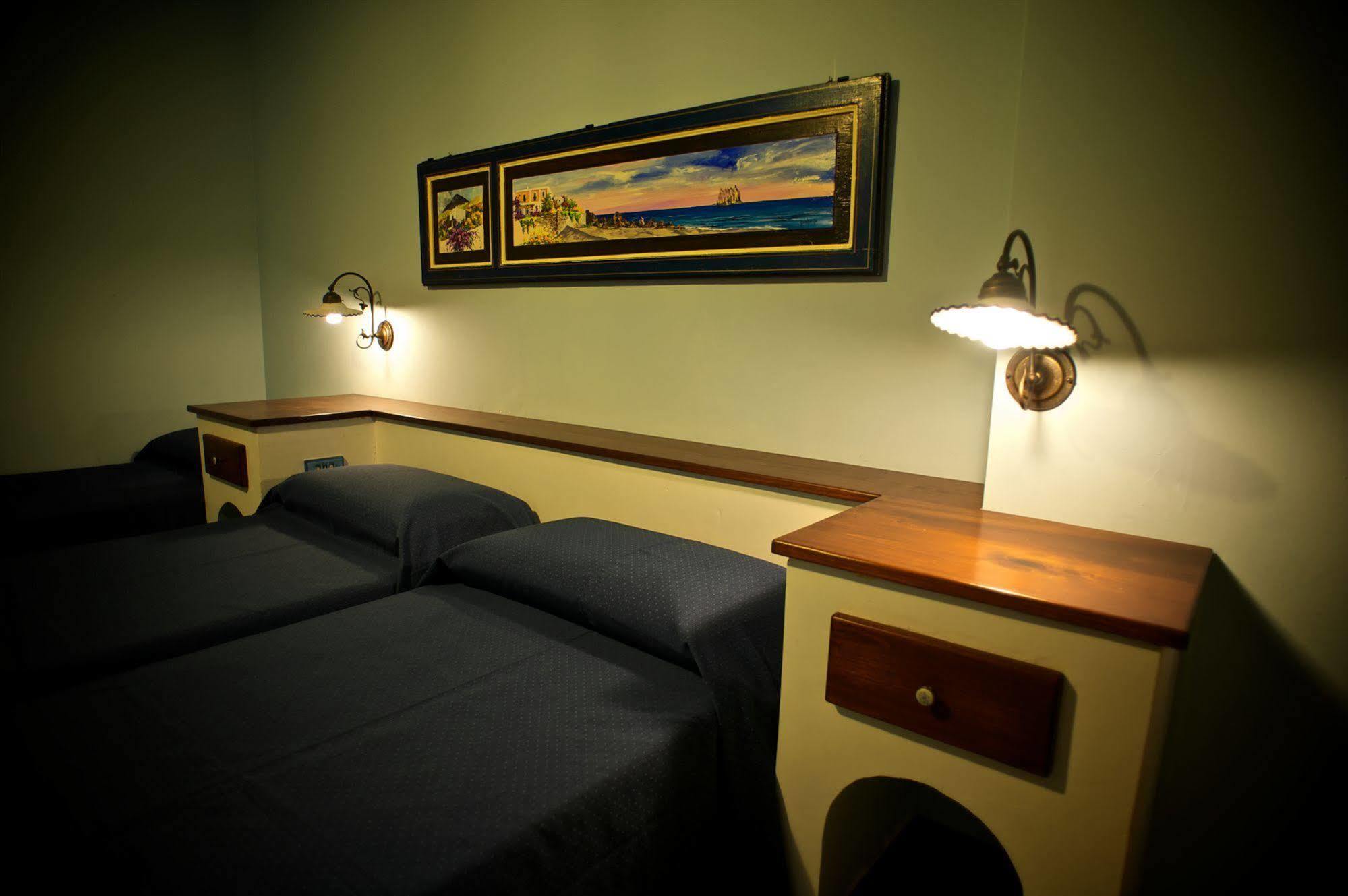 Pietra Pomice Hotel ليباري المظهر الخارجي الصورة
